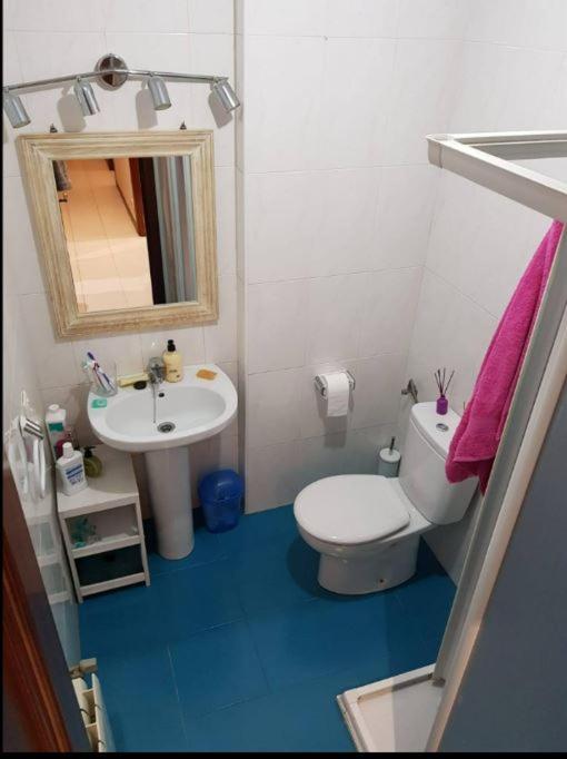 Private Room With Shared Bathroom Salamanca Exterior photo